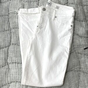 Lucky Brand white jeans. 6/28.